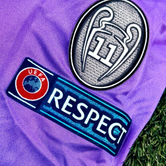 Adidas Cristiano Ronaldo #7 2016-17 Champions League Long Sleeve Jersey Retro - Picture 5 of 13